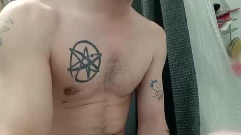 Buster18Hymen online show from January 25, 10:08 am