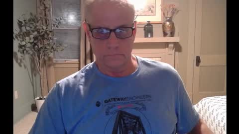 Snapshot of buttnakedfun954737 chatting on February 2, 1:55 am Miles online show from February 2, 1:55 am