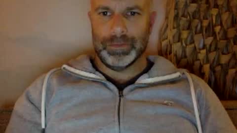Snapshot of buurman1982isback chatting on October 6, 10:36 pm buurman1982isback online show from October 6, 10:36 pm