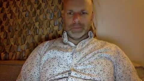 Snapshot of buurman1982isback chatting on October 16, 9:34 pm buurman1982isback online show from October 16, 9:34 pm