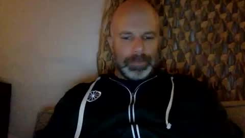 Snapshot of buurman1982isback chatting on October 14, 9:33 pm buurman1982isback online show from October 14, 9:33 pm