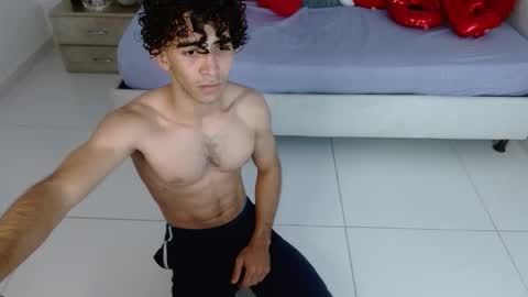 caius online show from February 21, 11:33 am