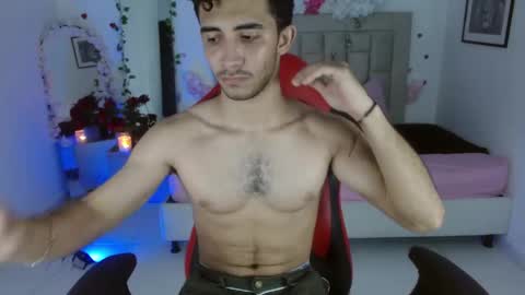 caius online show from April 16, 11:54 am