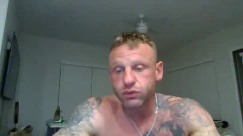 calibuilder online show from March 11, 12:50 am