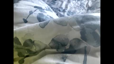 callmedaddyyouslut44 online show from March 2, 11:50 am