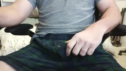 callmeroger33 online show from February 3, 5:29 pm