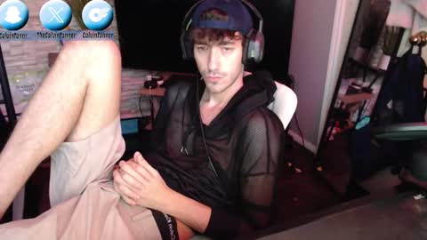 Snapshot of calvin_tanner chatting on September 11, 1:32 pm calvin_tanner online show from September 11, 1:32 pm