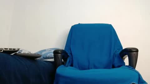 calvinhotlatino online show from November 23, 5:57 pm