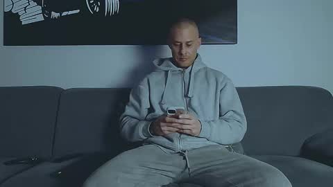 Calvin  online show from January 5, 11:52 pm