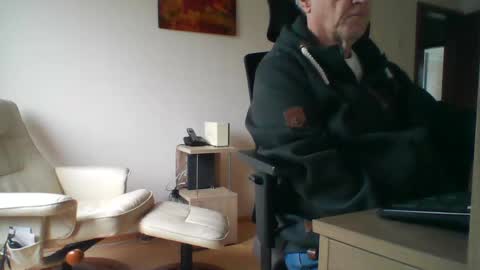 camcologne online show from January 19, 2:59 pm