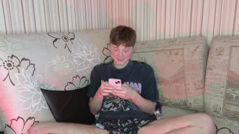 Cameron online show from February 1, 9:21 am