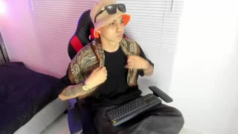 CAMERON online show from June 29, 3:45 am