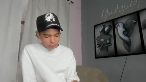 Snapshot of camillo_virgil chatting on October 14, 11:39 am Camillo Virgil online show from October 14, 11:39 am