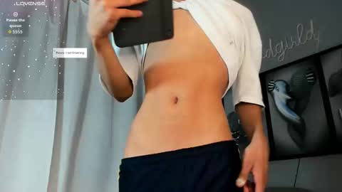 Snapshot of camillo_virgil chatting on October 18, 11:04 am Camillo Virgil online show from October 18, 11:04 am