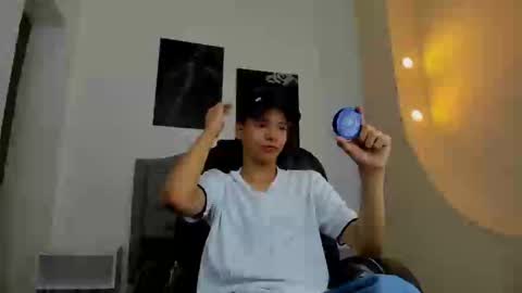 Snapshot of camillo_virgil chatting on September 22, 11:10 am Camillo Virgil online show from September 22, 11:10 am
