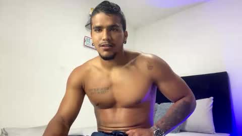 camilo_contre21 online show from January 8, 11:10 pm