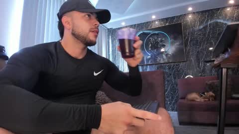 Camilo Watson online show from November 15, 1:35 pm