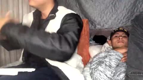 camivaron online show from January 11, 2:41 am