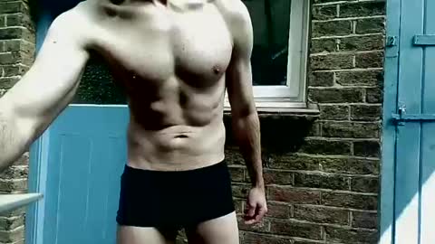 cammanslut online show from April 22, 12:21 pm