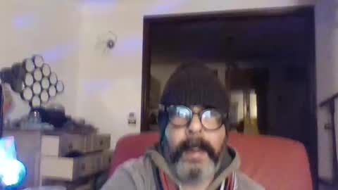 Snapshot of camomilla72 chatting on October 21, 2:31 pm Cristian online show from October 21, 2:31 pm