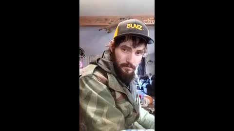 camrox6969 online show from December 16, 9:44 pm