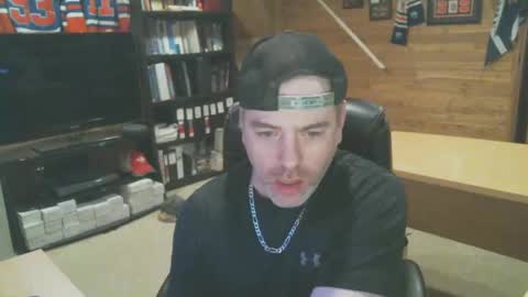 Snapshot of canadianboi6969 chatting on March 1, 7:53 am CanadianBacon6969 online show from March 1, 7:53 am