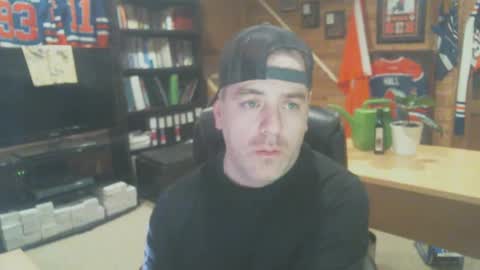 Snapshot of canadianboi6969 chatting on December 29, 8:44 am CanadianBacon6969 online show from December 29, 8:44 am
