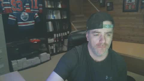 Snapshot of canadianboi6969 chatting on February 21, 8:28 am CanadianBacon6969 online show from February 21, 8:28 am