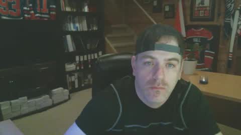 Snapshot of canadianboi6969 chatting on January 25, 7:17 am CanadianBacon6969 online show from January 25, 7:17 am
