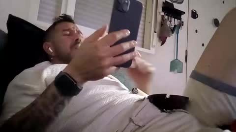 canary_braun online show from February 6, 9:44 pm