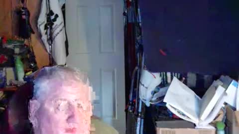 Snapshot of canoelicker69 chatting on September 24, 8:29 pm canoelicker69 online show from September 24, 8:29 pm