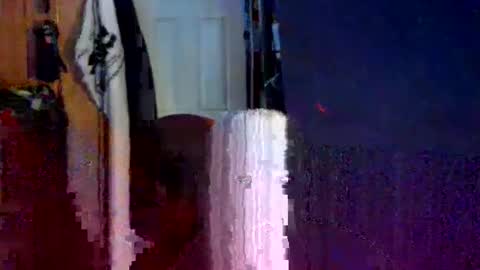 Snapshot of canoelicker69 chatting on October 13, 6:25 pm canoelicker69 online show from October 13, 6:25 pm