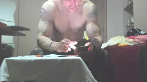 Laz online show from April 16, 8:09 pm