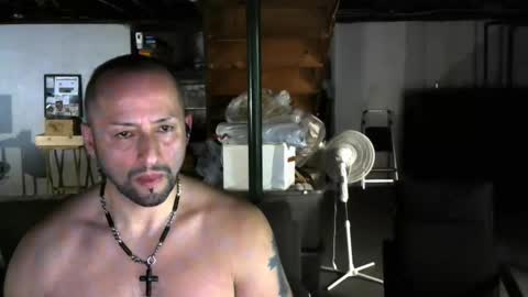 Carl online show from December 22, 8:49 am