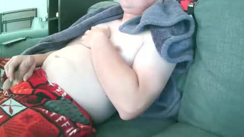 Snapshot of carolinaboy01 chatting on December 14, 7:03 pm carolinaboy01 online show from December 14, 7:03 pm