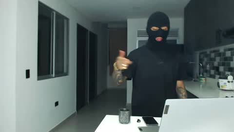 cash_master777 online show from November 27, 11:19 pm