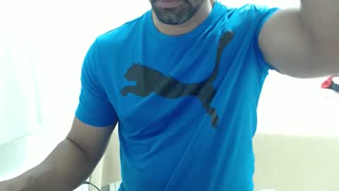 cashmastermuscle77 online show from January 18, 10:56 pm