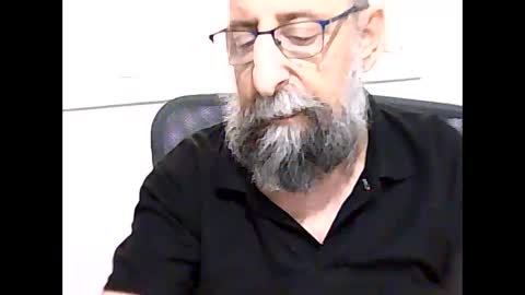 Snapshot of casual53 chatting on December 11, 12:38 pm casual53 online show from December 11, 12:38 pm
