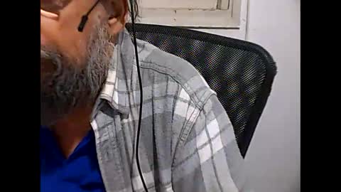 Snapshot of casual53 chatting on December 26, 2:48 pm casual53 online show from December 26, 2:48 pm