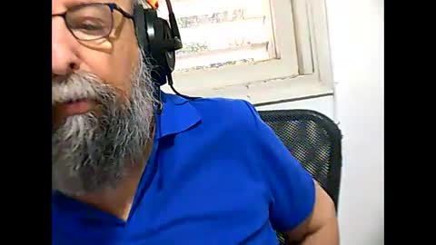Snapshot of casual53 chatting on January 31, 5:30 am casual53 online show from January 31, 5:30 am
