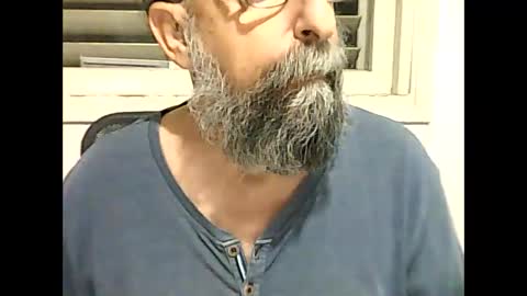 Snapshot of casual53 chatting on January 4, 4:00 pm casual53 online show from January 4, 4:00 pm