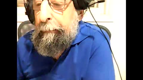 Snapshot of casual53 chatting on December 13, 4:22 am casual53 online show from December 13, 4:22 am