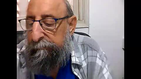 Snapshot of casual53 chatting on February 2, 1:41 pm casual53 online show from February 2, 1:41 pm