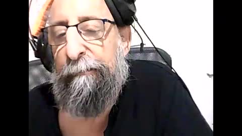 Snapshot of casual53 chatting on January 8, 2:14 pm casual53 online show from January 8, 2:14 pm