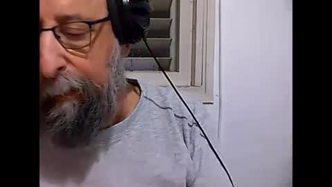 Snapshot of casual53 chatting on December 31, 4:38 am casual53 online show from December 31, 4:38 am