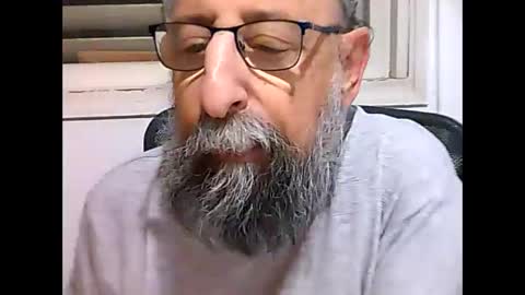 Snapshot of casual53 chatting on January 1, 3:56 am casual53 online show from January 1, 3:56 am