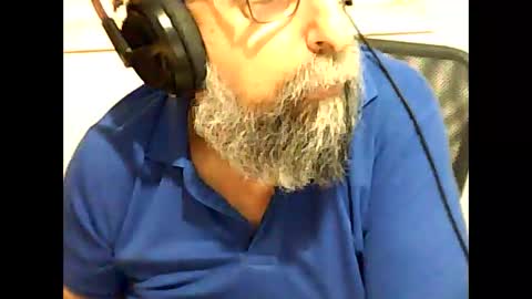 Snapshot of casual53 chatting on December 27, 4:36 am casual53 online show from December 27, 4:36 am