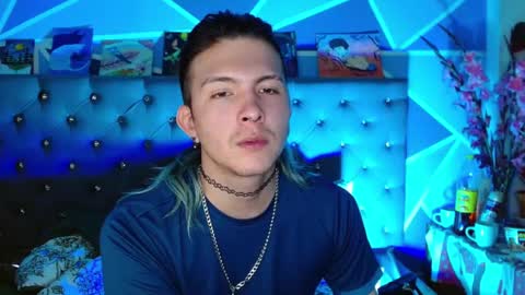 I am Valentinn online show from December 23, 2:53 am