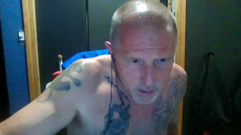 chadsters123 online show from June 25, 5:12 am