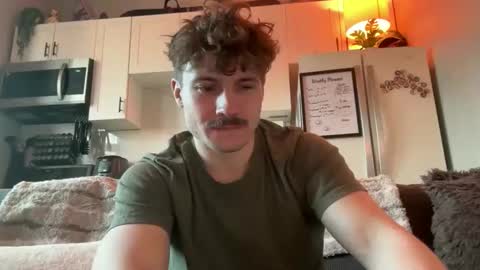 ChadTitan online show from April 7, 11:05 pm